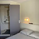 Otel Fast Troyes