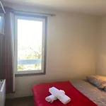 Fast Troyes Otel *